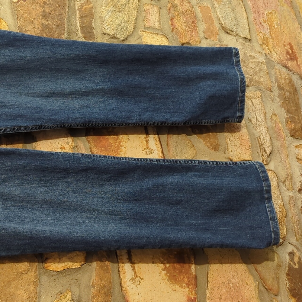 Riders by Lee Indigo womens Classic-fit Straight-leg Jean - Picture 4 of 13